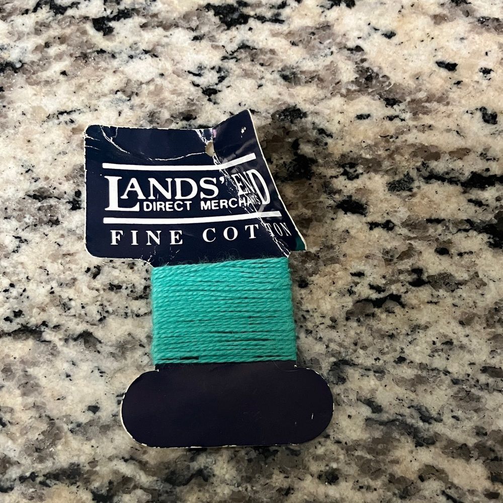 Green Lands' End Cotton Thread